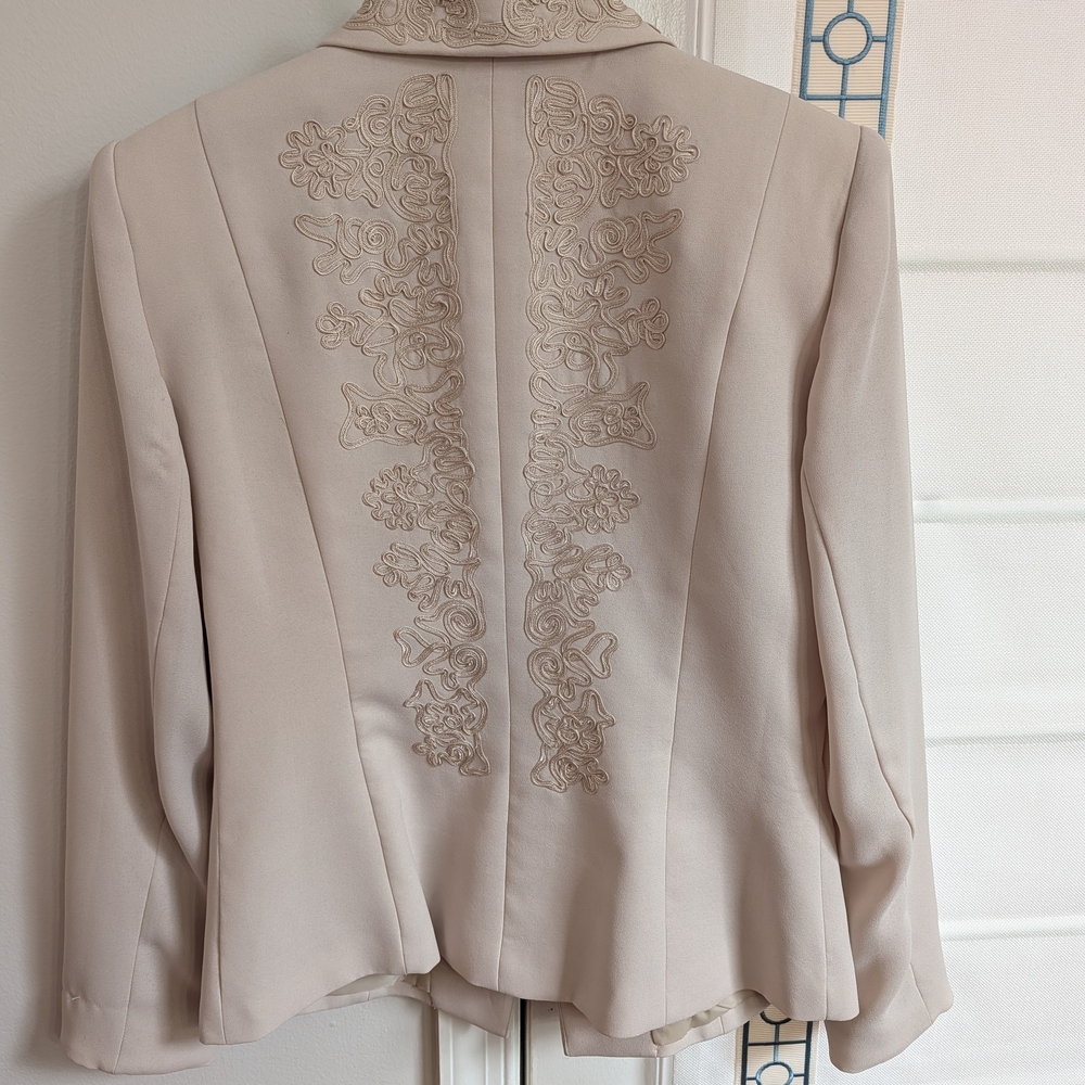 Executive Collection Vintage Women's Cream Embroidered Blazer - Picture 2 of 4